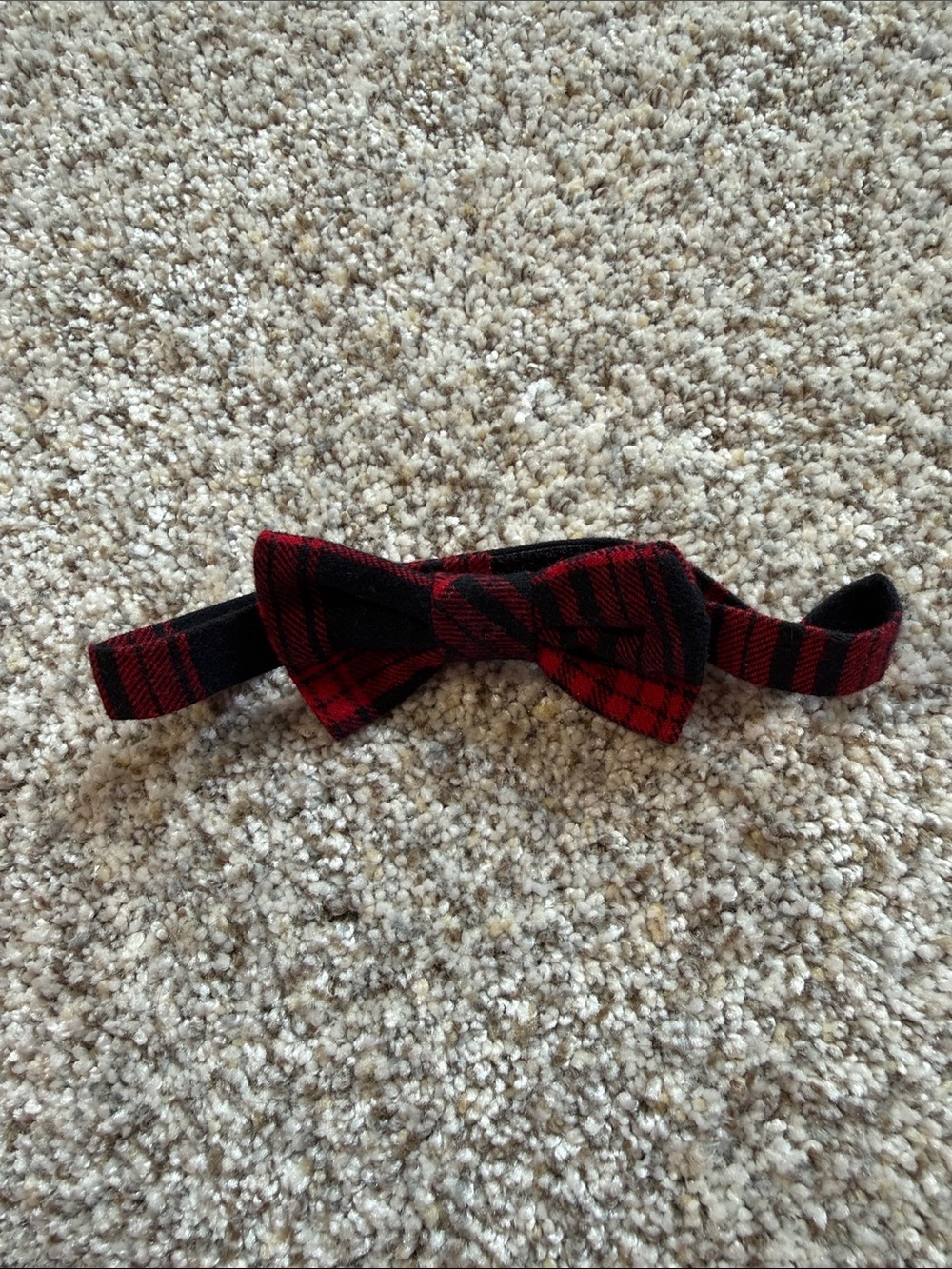 Red and Black Plaid Bow Tie